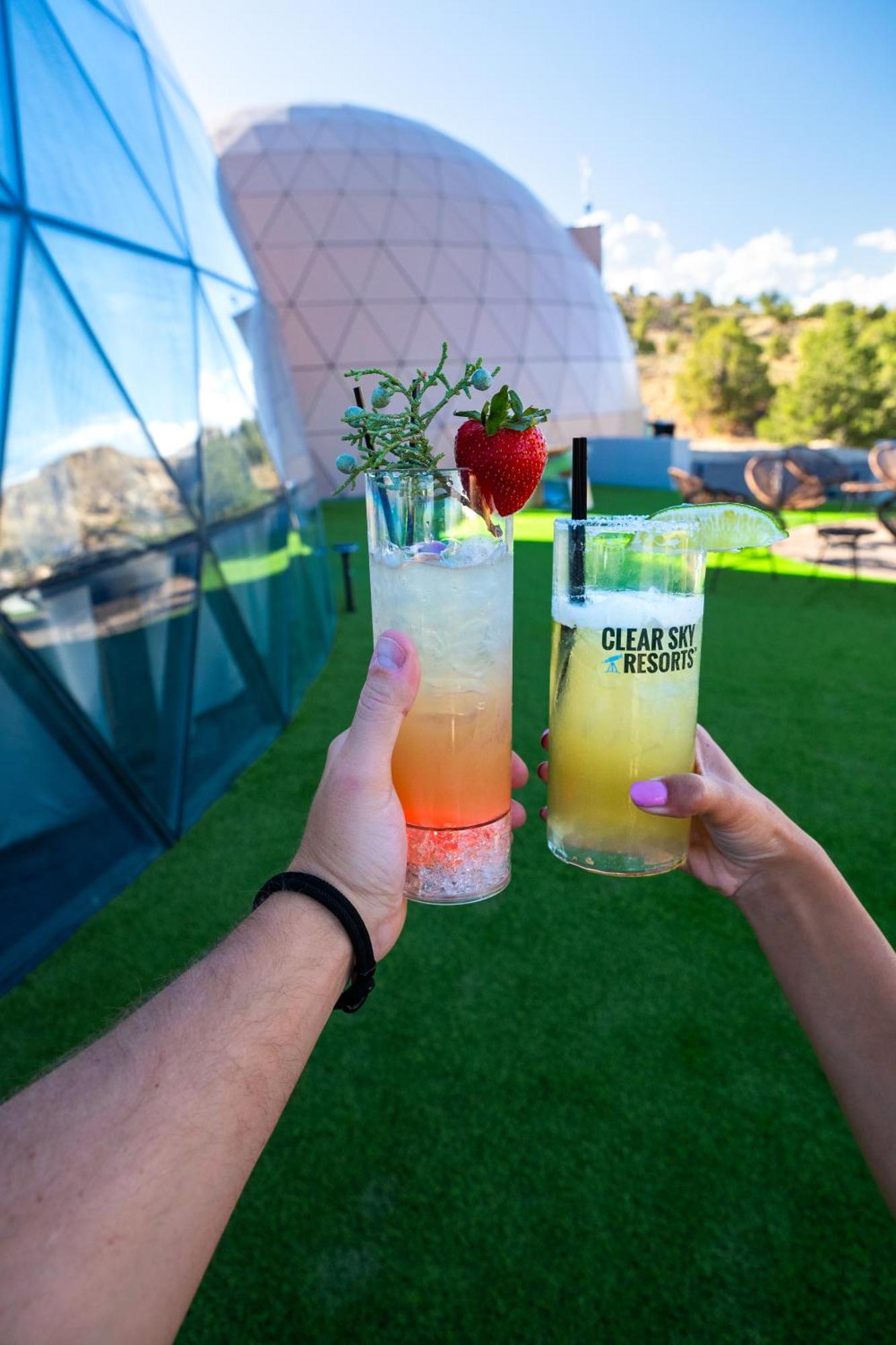 Clear Sky Resorts - Bryce Canyon - Unique Stargazing Domes كانونفيل المظهر الخارجي الصورة