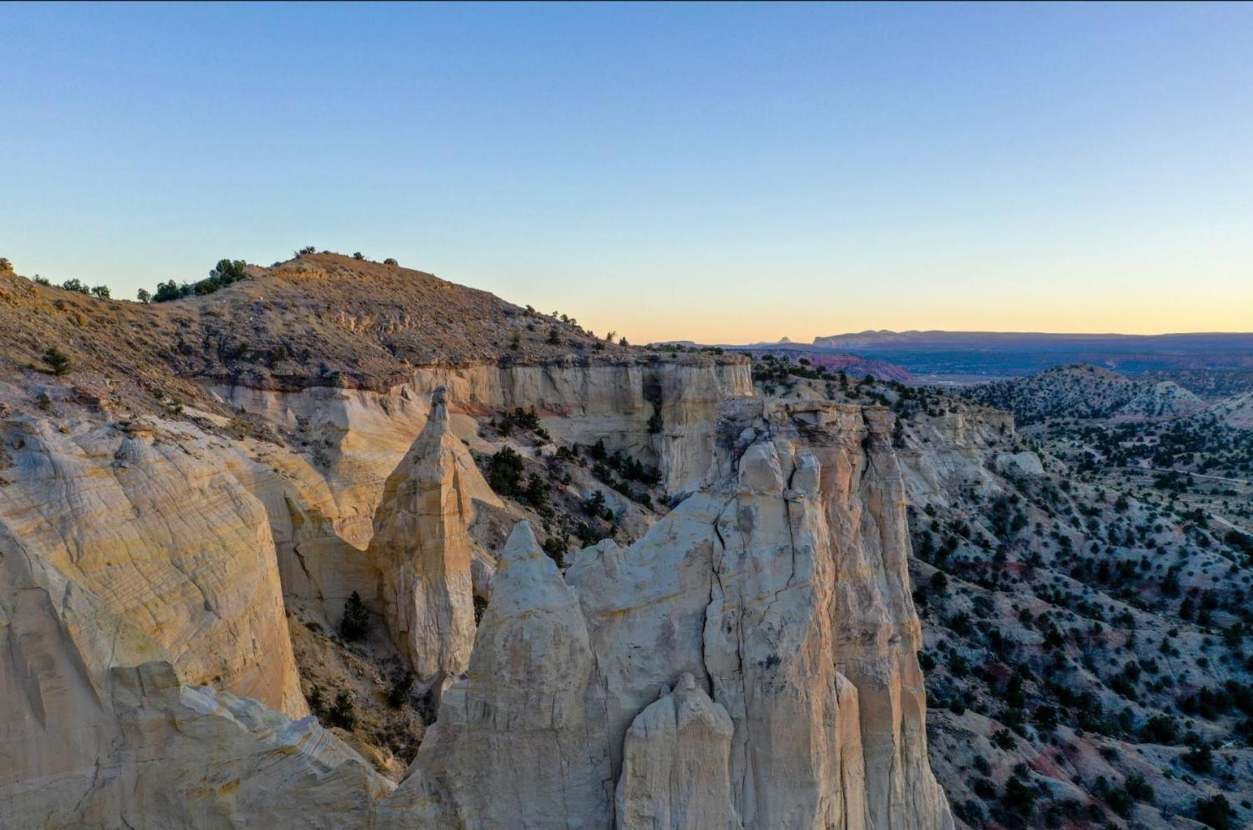 Clear Sky Resorts - Bryce Canyon - Unique Stargazing Domes كانونفيل المظهر الخارجي الصورة